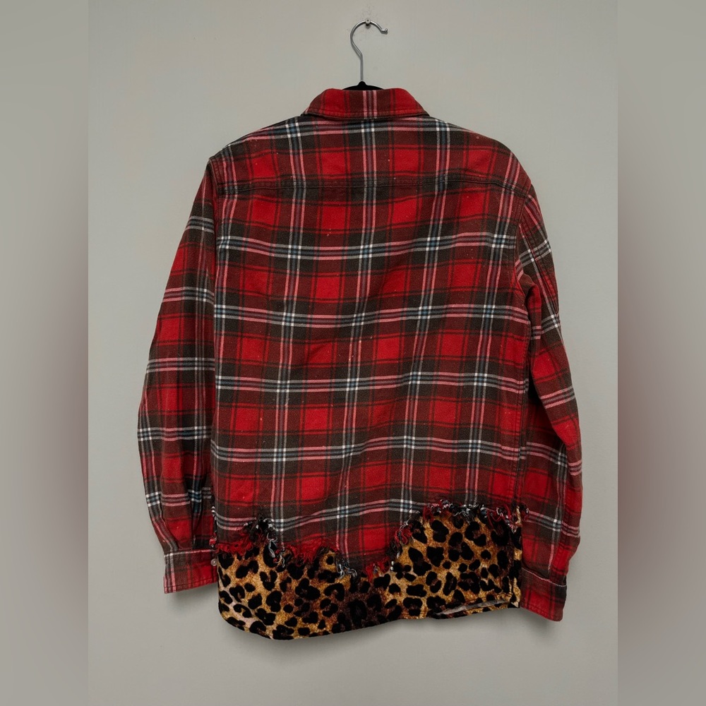 R13 Tattered Hem Shirt. Size small. - Picture 8 of 11